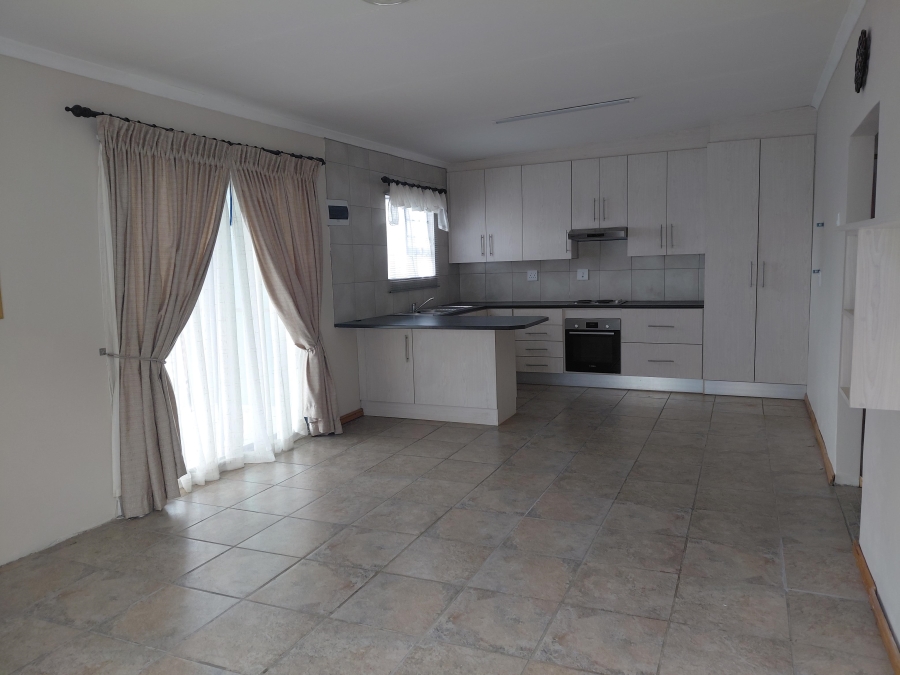 4 Bedroom Property for Sale in Vanes Estate Eastern Cape